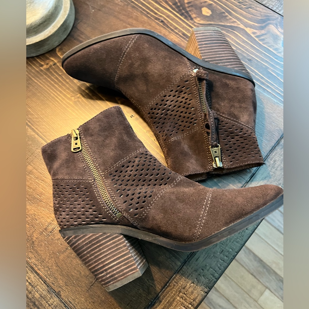 Lucky Brand Brown Boot